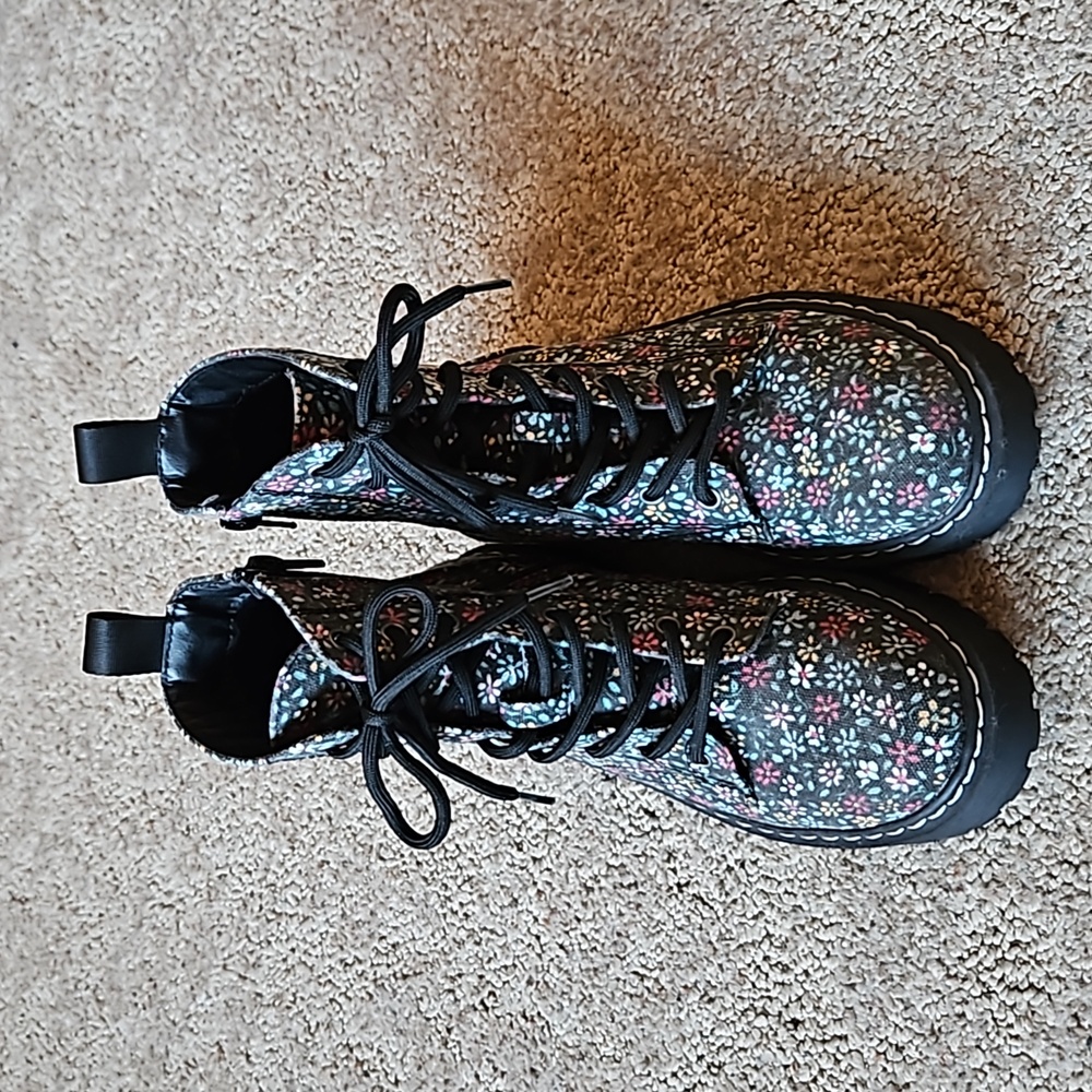 Floral lace up boots
